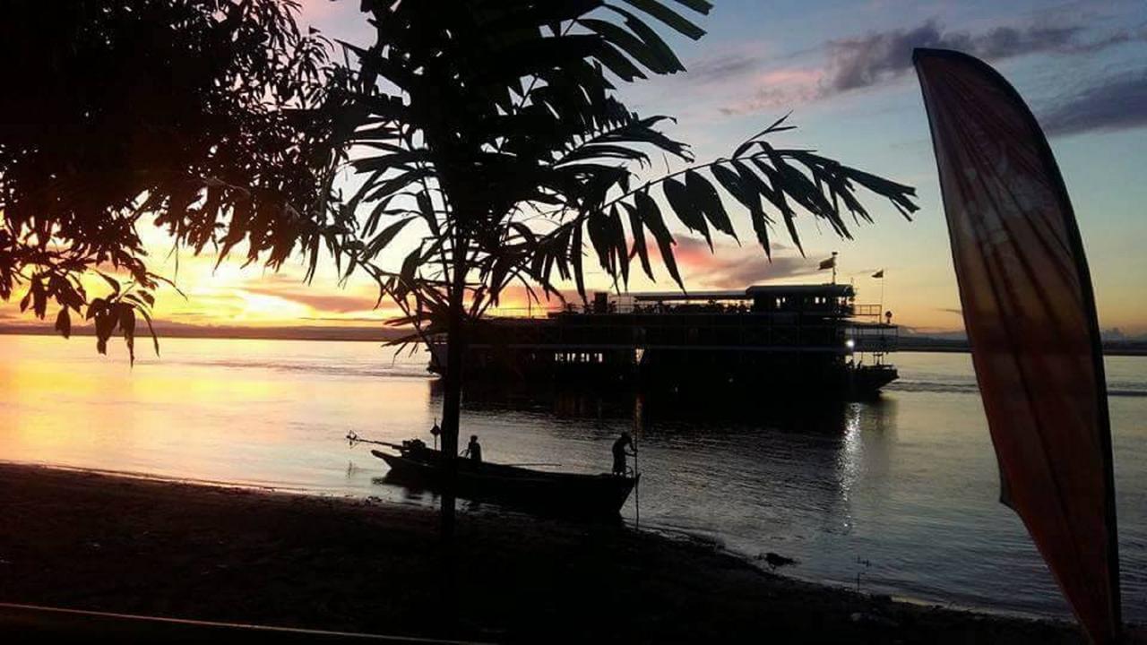 Salay River View Inn Sale Exterior foto