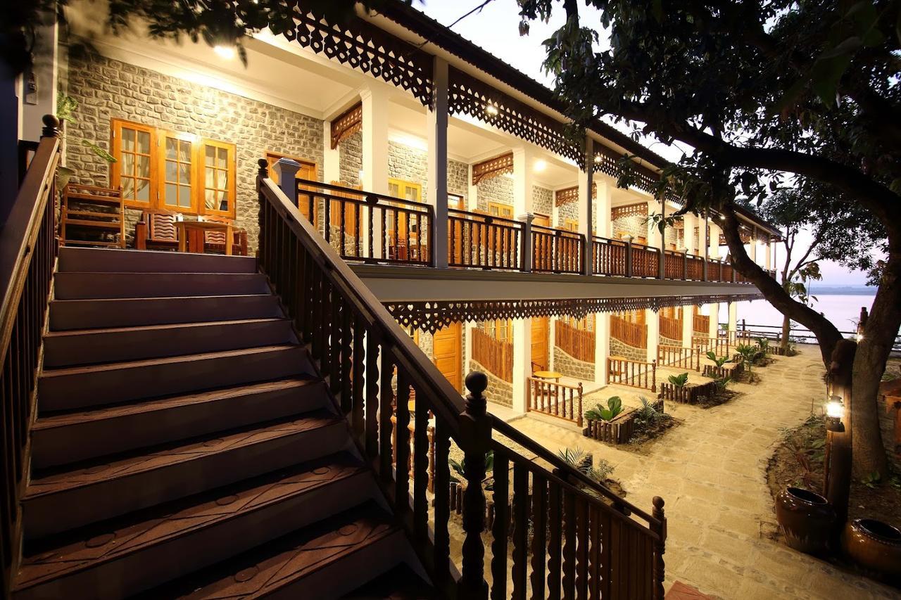 Salay River View Inn Sale Exterior foto